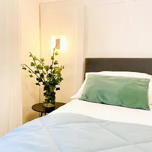  Apartament Stylowy Pokój Dla Dwojga W Zacisznej Okolicy Ze Wspólną łazienką Dla Dwóch Pokoi
